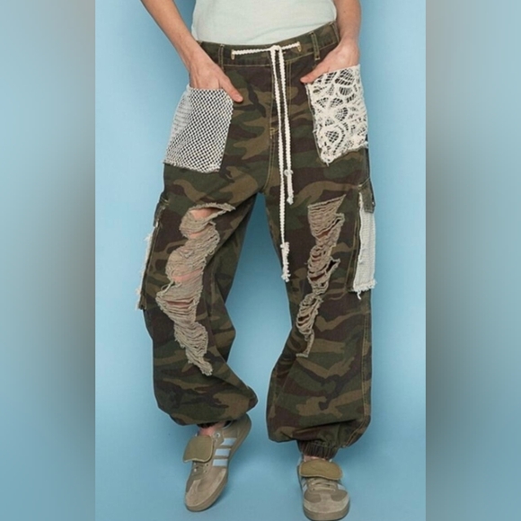 POL Camo Vintage Wash Crochet Patches Distressed Jogger Pants Pearl Vibes S - Picture 1 of 11